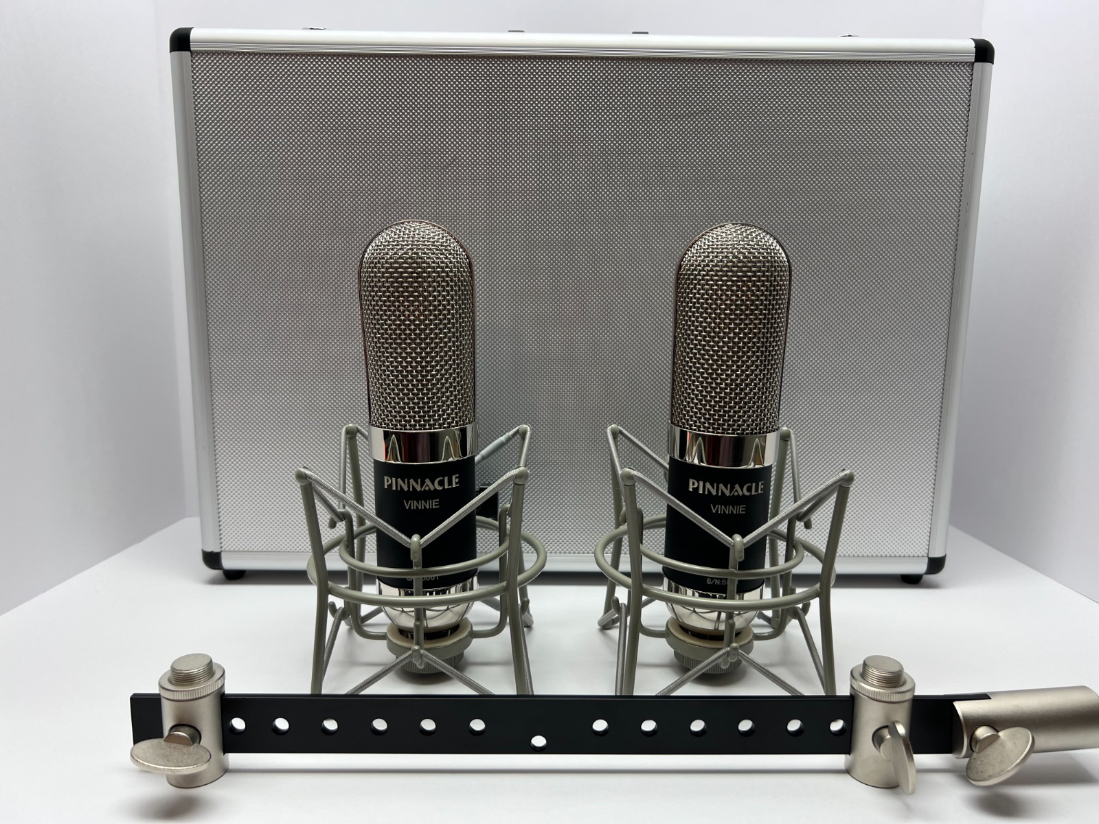 Pinnacle Microphones Vinnie Stereo Pair Pinnacle Microphones Vinnie Stereo Pair