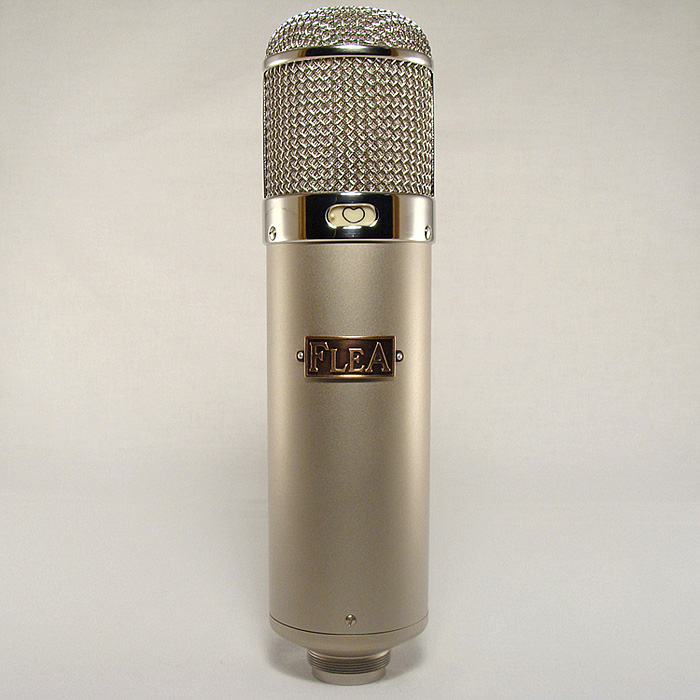 FLEA47 Vintage microphone - two heads combo (Limited Edition) FLEA47 Vintage microphone - two heads combo (Limited Edition)